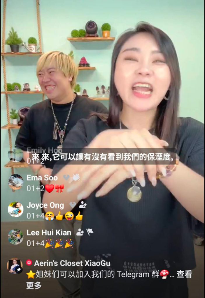 我們李院長又與連妹攜手強勢出擊 超狂直播新紀錄